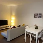 Exklusive In Der Schoenen Stadt *